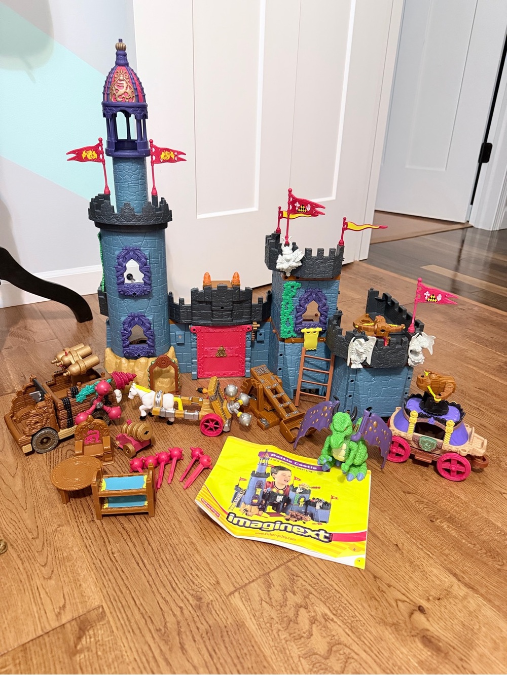 2001 Fisher Price Mattel Imaginext Medieval Battle Castle Vintage Huge Lot